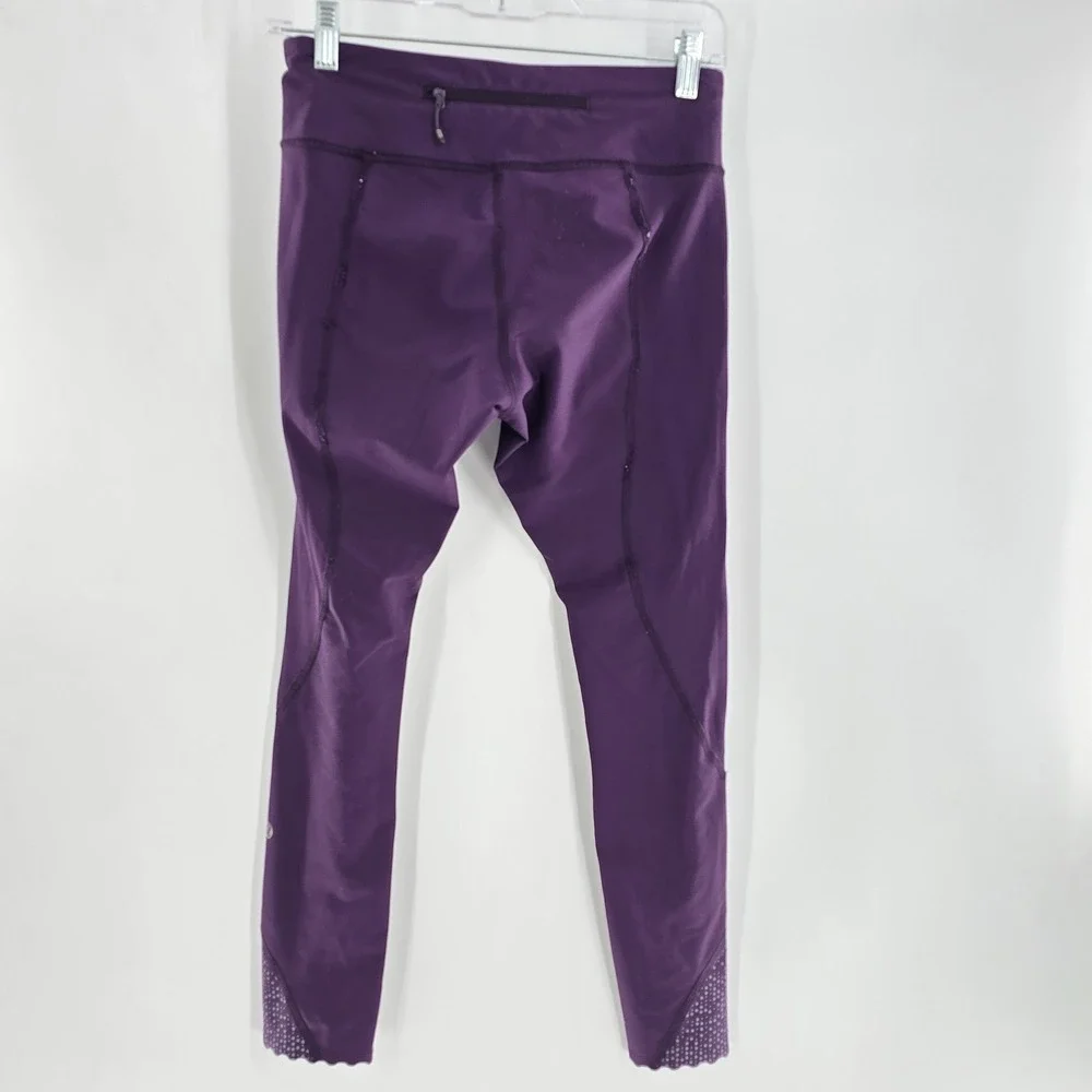 Lululemon Tight Stuff Tight II Darkest Magenta Size 6‎